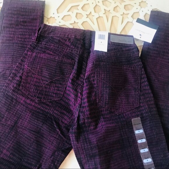 Calvin Klein corduroy animal print Purple and black Skinny Slim Jean pants 4 - Picture 9 of 13